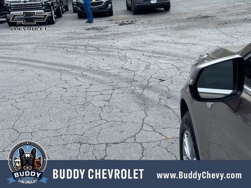 Used 2023 Cadillac XT5 Premium Luxury FWD image 11