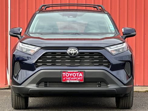 New 2025 Toyota RAV4 XLE w/ Convenience Package image 3
