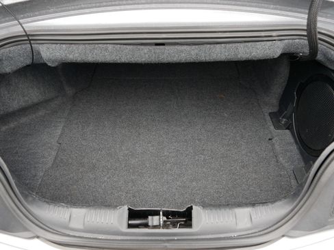 Used 2024 Ford Mustang Premium image 18