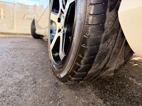 Used 2012 Mercedes-Benz E 350 4MATIC Sedan image 44