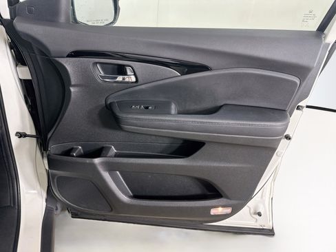 Used 2019 Honda Passport Touring image 35