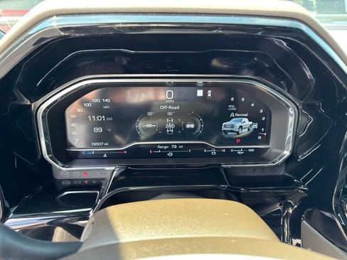 Used 2022 GMC Sierra 1500 SLT AWD/4WD image 13