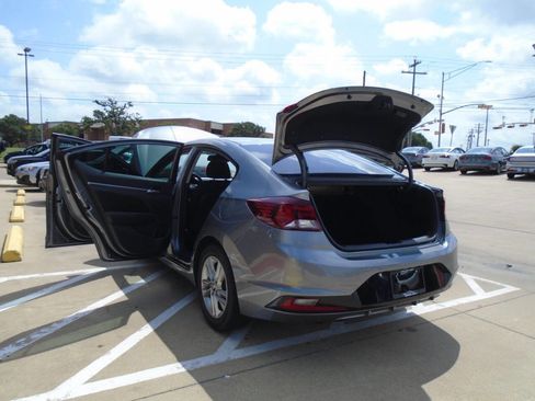 Used 2019 Hyundai Elantra Value Edition w/ Cargo Package FWD image 24