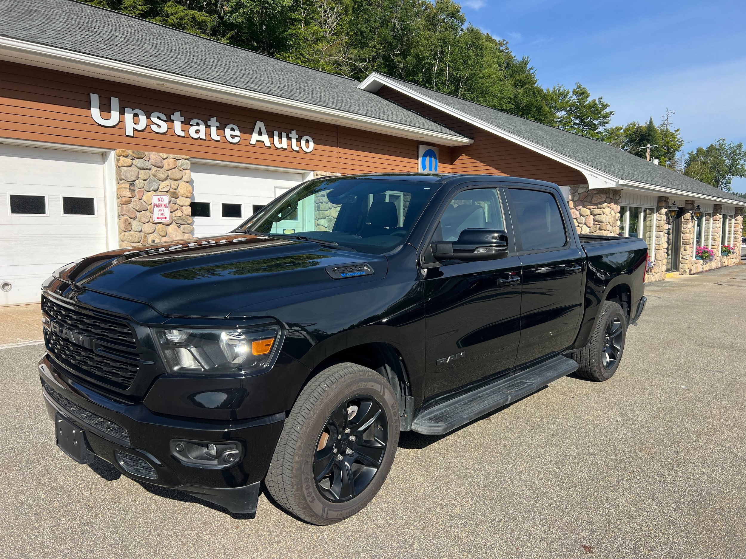 Used 2024 RAM 1500 Big Horn AWD/4WD image 1