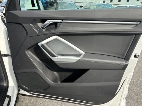 Used 2021 Audi Q3 2.0T Premium image 26