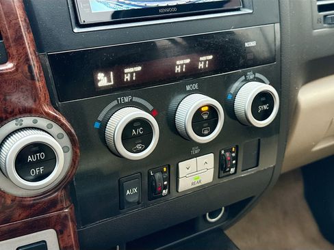 Used 2008 Toyota Sequoia Platinum image 15