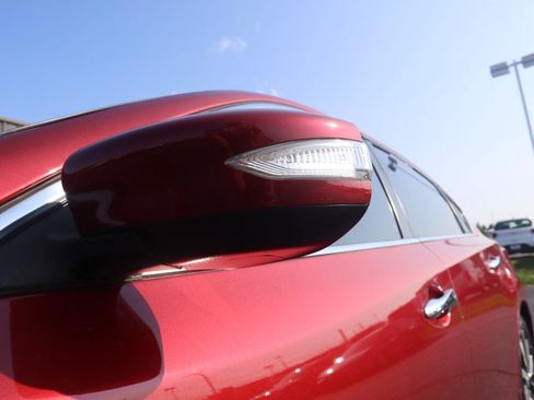 Used 2016 Nissan Altima 2.5 SL w/ Moonroof Package FWD image 28