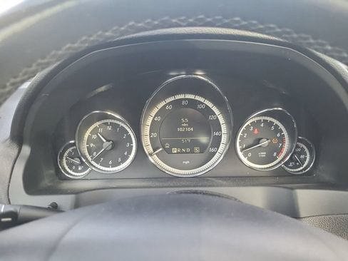 Used 2010 Mercedes-Benz E 550 Coupe image 5
