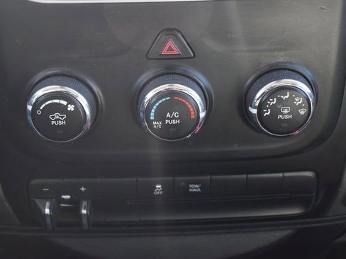 Used 2015 RAM 2500 Tradesman w/ Chrome Appearance Group image 29