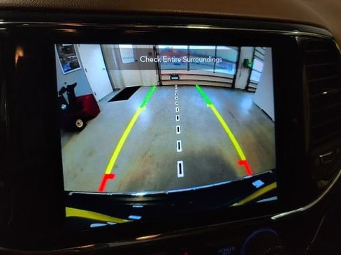 Used 2021 Jeep Grand Cherokee Summit image 24