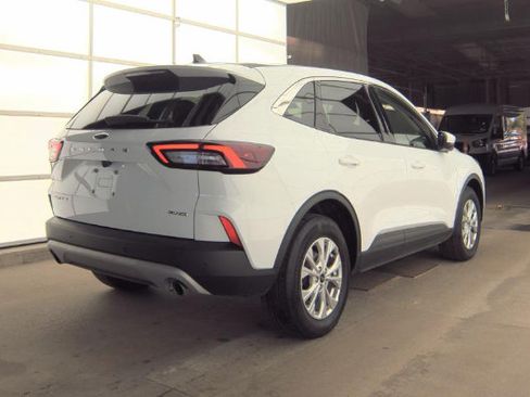 Used 2023 Ford Escape Active w/ Tech Pack #2 AWD/4WD image 5