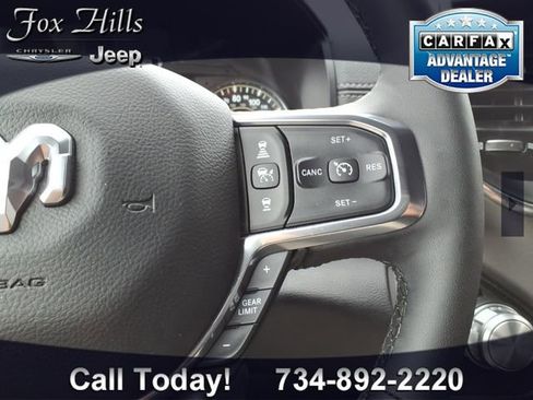 Used 2025 RAM 1500 Laramie AWD/4WD image 18