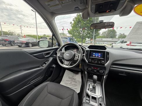 Used 2021 Subaru Forester AWD/4WD image 14