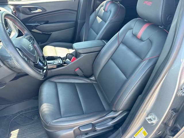 Used 2025 Chevrolet Trax RS w/ Driver Confidence Package FWD image 25