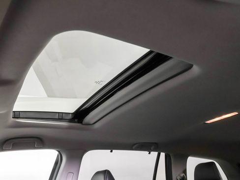 Used 2021 Honda Pilot Special Edition image 32