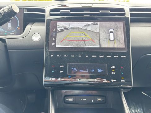 Used 2024 Hyundai Tucson Limited image 22