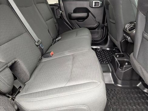 Used 2019 Jeep Wrangler Unlimited Sport S AWD/4WD image 19