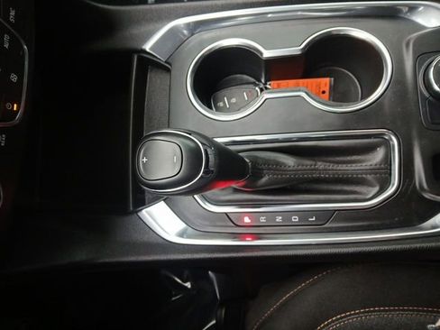 Used 2019 Chevrolet Traverse LS image 19