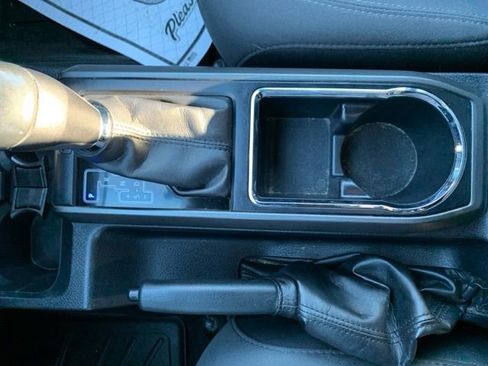 Used 2017 Toyota Tacoma TRD Sport image 23