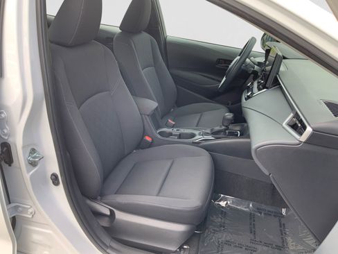 Used 2023 Toyota Corolla LE FWD image 12