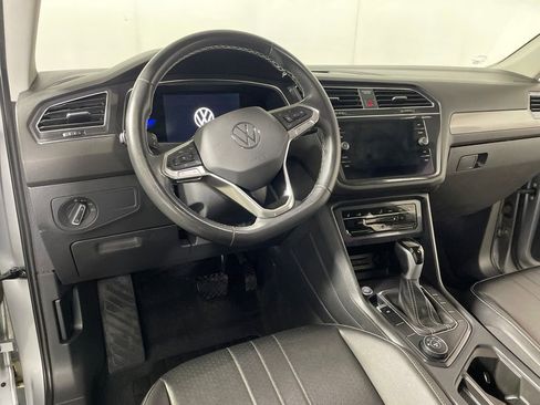 Certified 2022 Volkswagen Tiguan SE AWD/4WD image 7