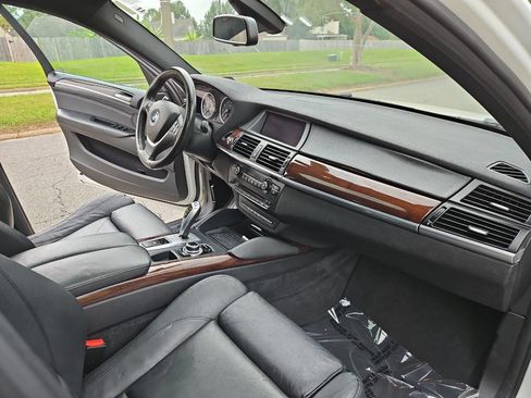 Used 2014 BMW X6 xDrive35i image 15
