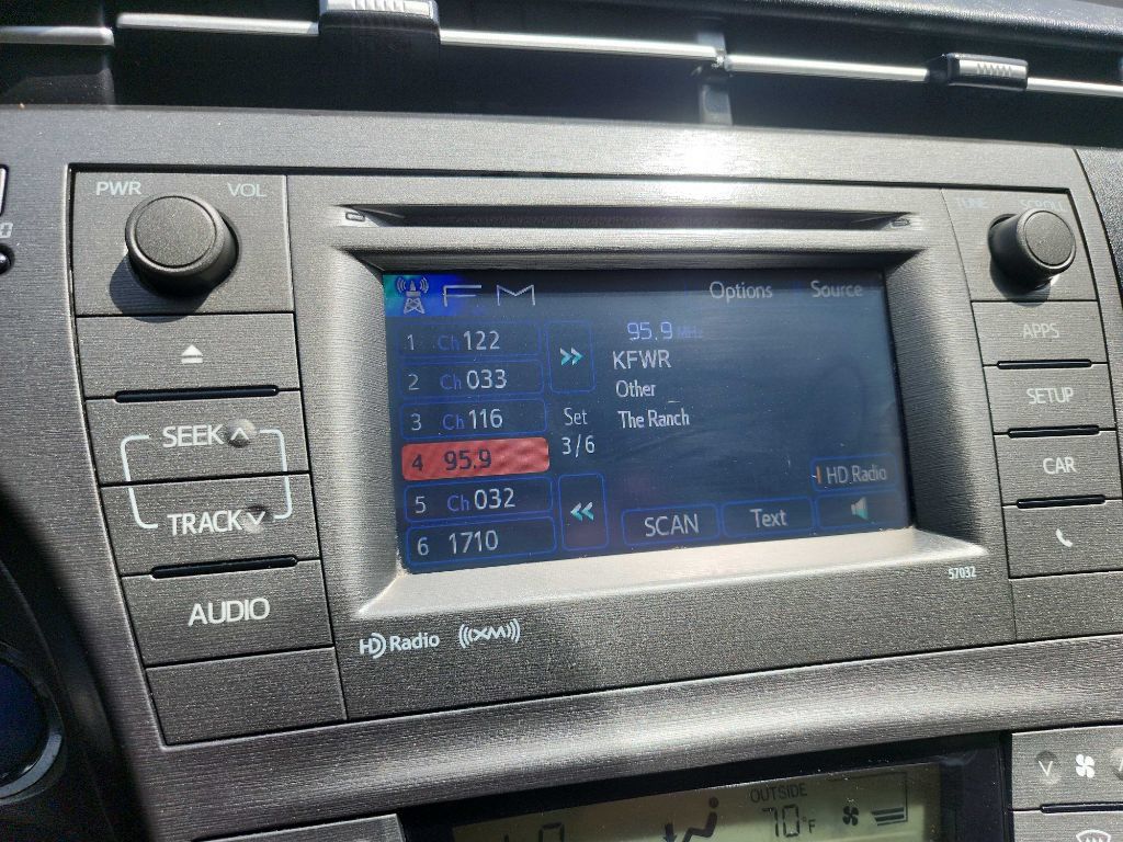 Used 2012 Toyota Prius Three w/ Solar Roof Pkg FWD image 23
