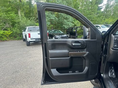 Used 2023 Chevrolet Silverado 2500 LT w/ Z71 Off-Road Package AWD/4WD image 24