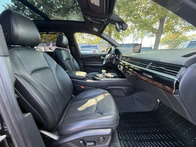 Used 2019 Audi Q7 3.0T Prestige w/ Prestige Package AWD/4WD image 40
