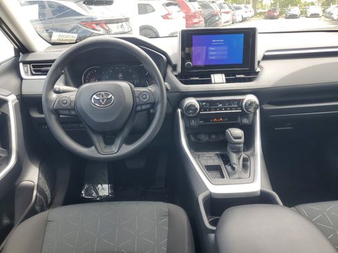 Certified 2025 Toyota RAV4 XLE w/ Convenience Package FWD image 11