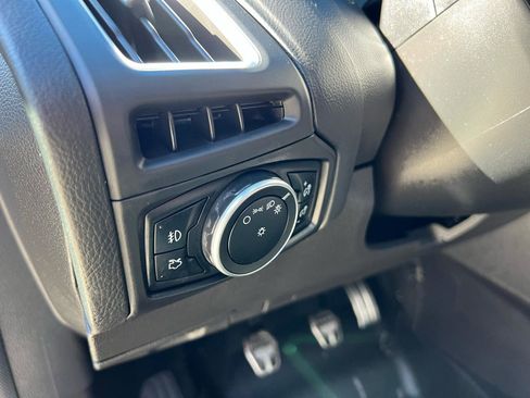 Used 2017 Ford Focus RS image 17