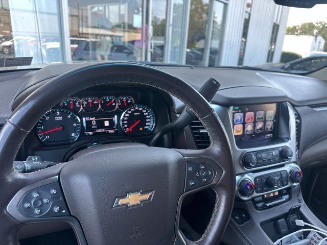Used 2018 Chevrolet Suburban LT w/ Luxury Package AWD/4WD image 39