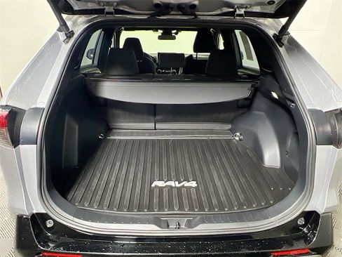 Certified 2025 Toyota RAV4 SE w/ Convenience Package image 22