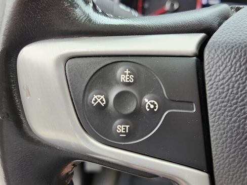 Used 2016 GMC Canyon SLE image 17