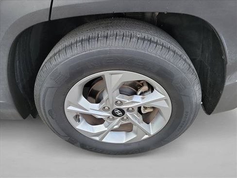 Used 2024 Hyundai Tucson SEL FWD image 9