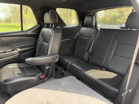 Used 2023 Chevrolet Traverse Premier w/ Redline Edition AWD/4WD image 11