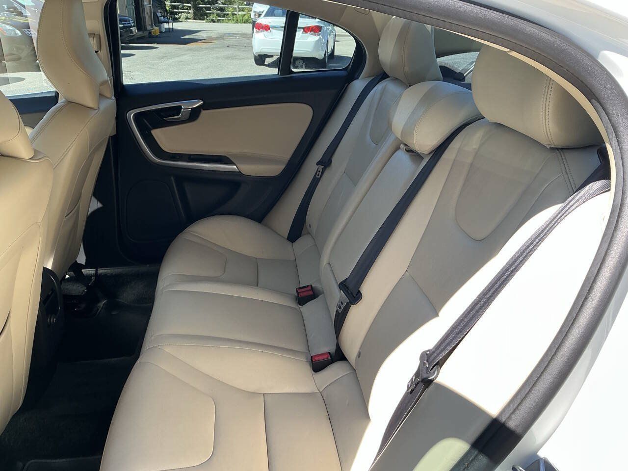 Used 2016 Volvo S60 T5 Premier w/ Convenience Package FWD image 27