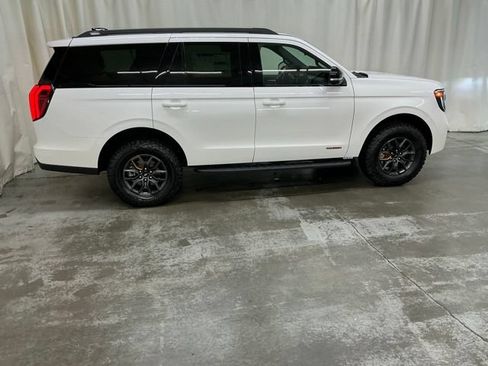 New 2027 Ford Expedition Tremor AWD/4WD image 2