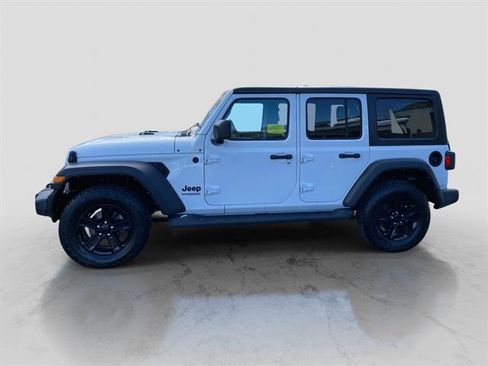 Used 2021 Jeep Wrangler Sport S image 2
