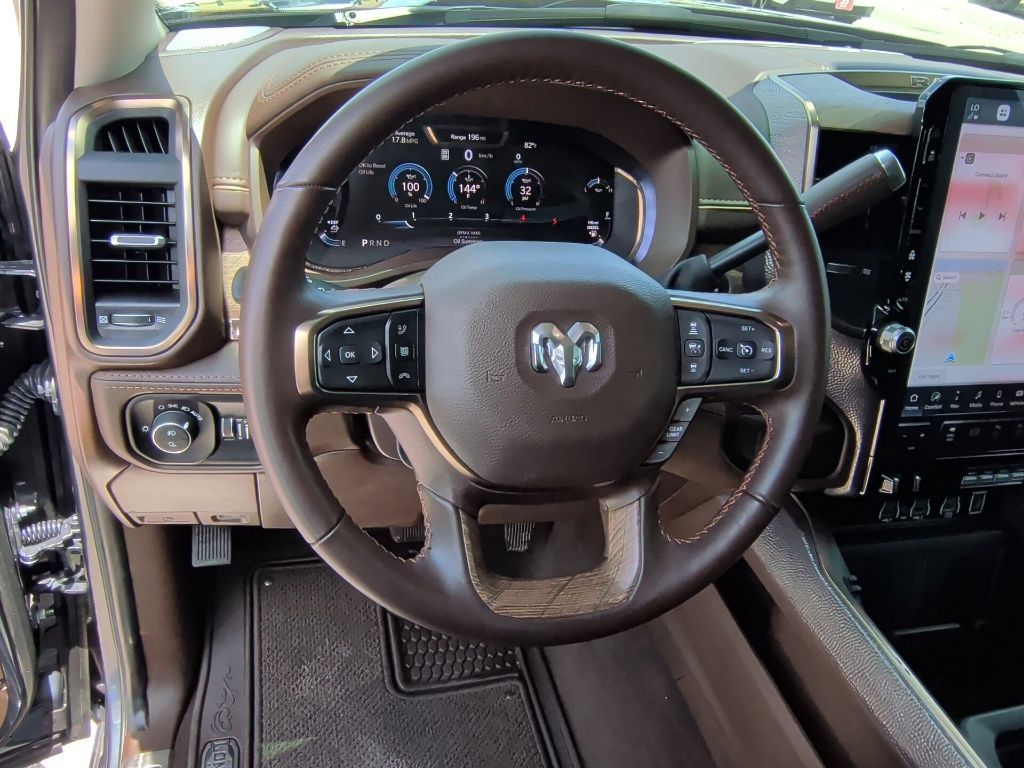 Used 2026 RAM 2500 Limited AWD/4WD image 18