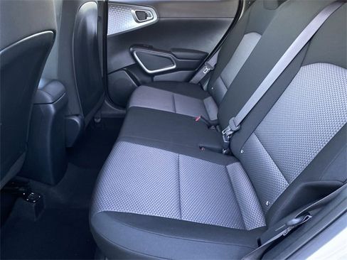 Used 2024 Kia Soul LX w/ Option Group 015 image 25
