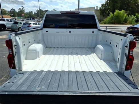 Used 2020 Chevrolet Silverado 1500 LT w/ Texas Edition image 17
