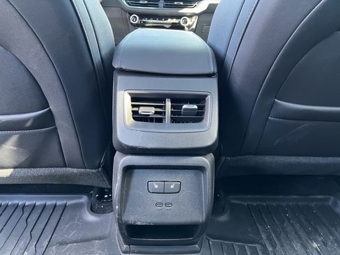 Used 2025 Chevrolet Equinox EV RS image 8