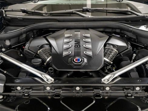 Used 2025 BMW ALPINA XB7 ALPINA XB7 image 55