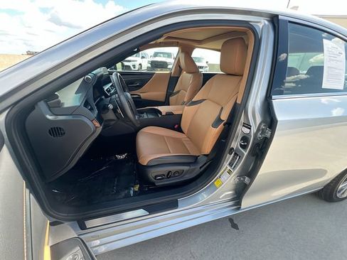 Used 2023 Lexus ES 350 w/ Accessory Package (Z1) FWD image 13