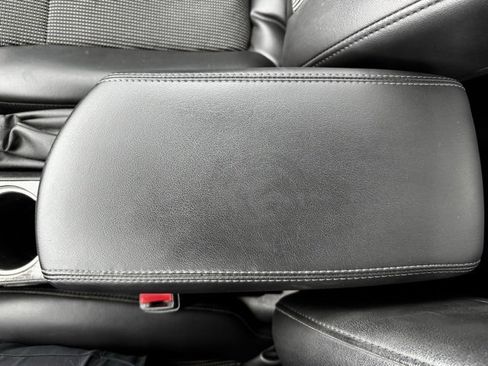 Used 2015 Chevrolet Malibu LT w/ Power Convenience Package image 13