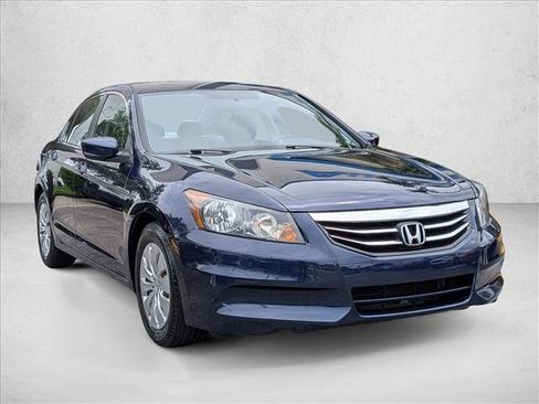 Used 2011 Honda Accord LX image 3