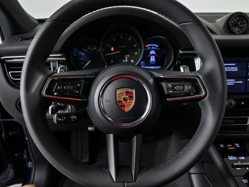 New 2026 Porsche Macan image 9