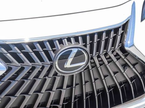Used 2024 Lexus ES 350 w/ Premium Package FWD image 13