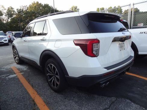 Used 2020 Ford Explorer ST w/ Premium Technology Package AWD/4WD image 4